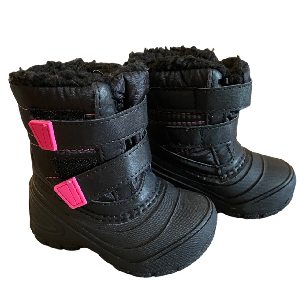Girls snow boots 6